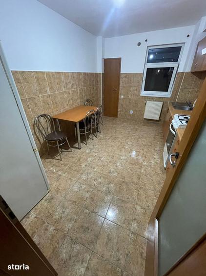 Apartament cu 2 camere decomandat în Europa