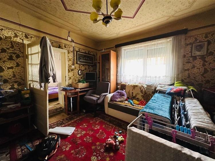 Casă individuală cu 3 camere cu Teren 500 Mp în Iosia