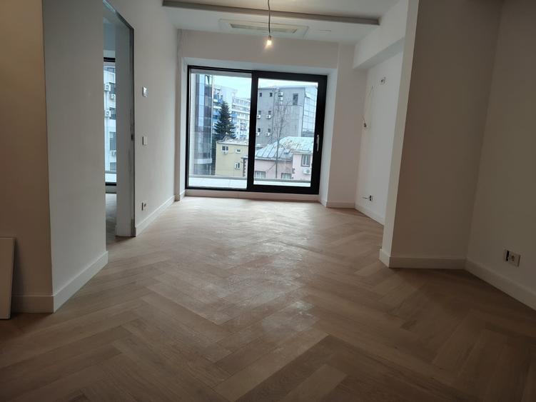 Apartament cu 2 camere semidecomandat în Unirii