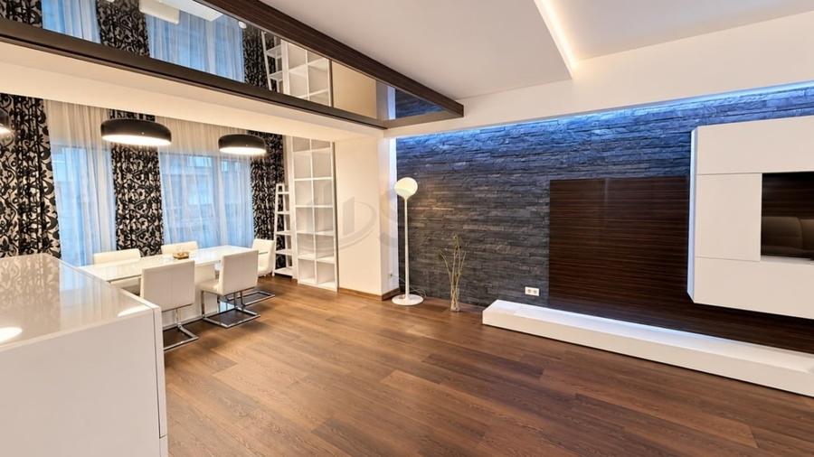 Apartament cu 3 camere decomandat, mobilat în Calea Plevnei
