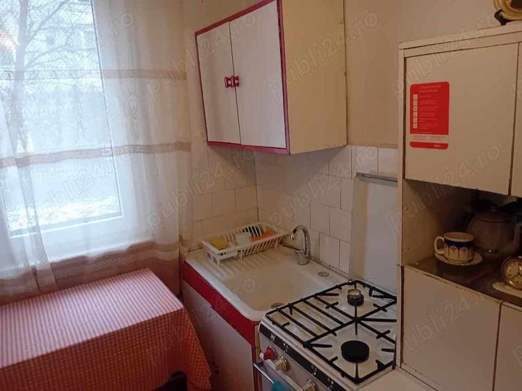 Garsonieră decomandată în Central