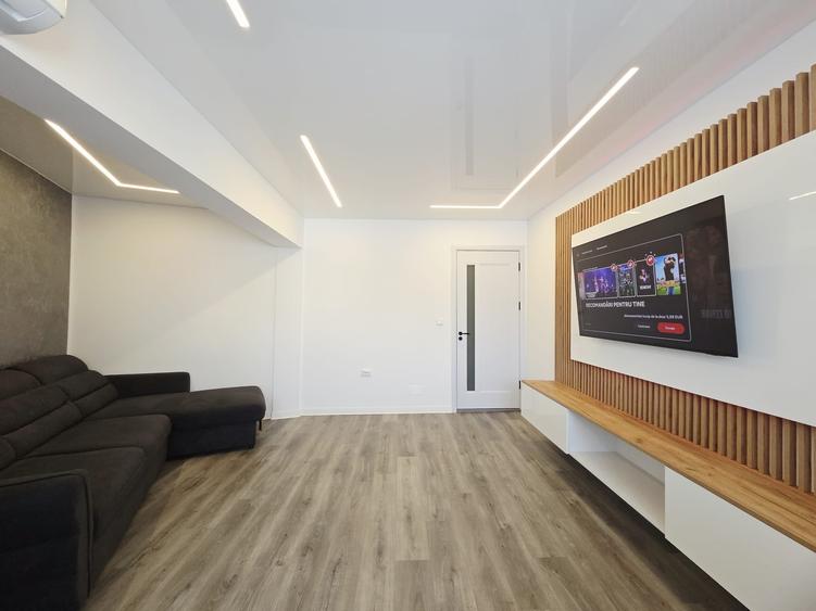 Apartament cu 2 camere decomandat în