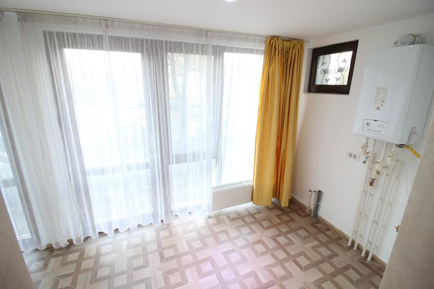 Apartament cu 2 camere în Micro 20