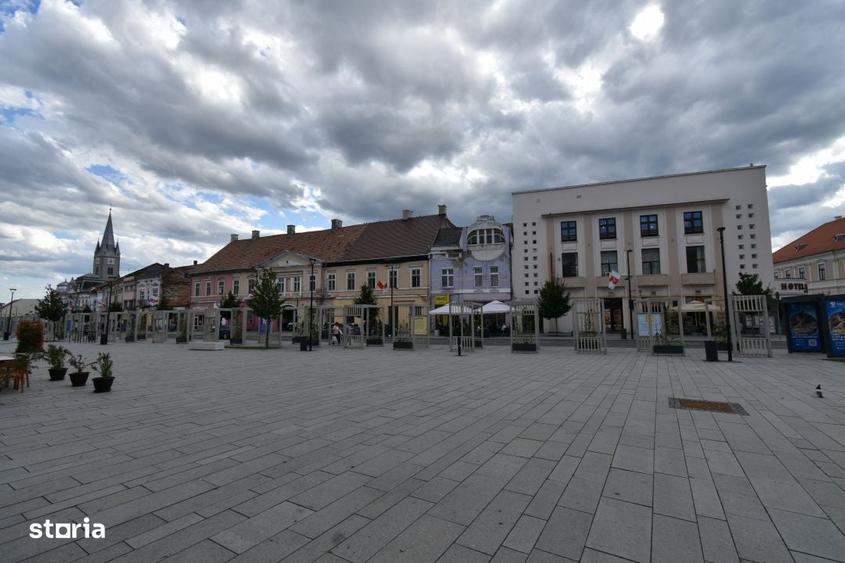 Oferta unicat! Vanzare apartament in Turda ultracentral, Piata Republi - 14