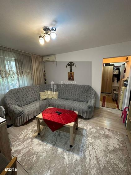 Apartament cu 3 camere semidecomandat în Giurgiului
