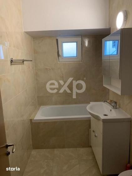 Apartament cu 2 camere semidecomandat în Centrul Civic