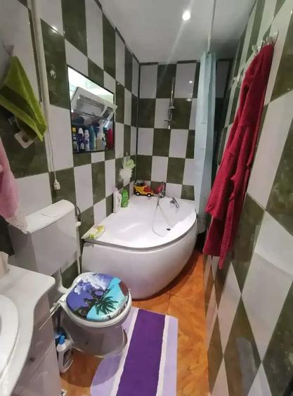 Casă cu 2 camere cu Teren 2800 Mp în Strezeni