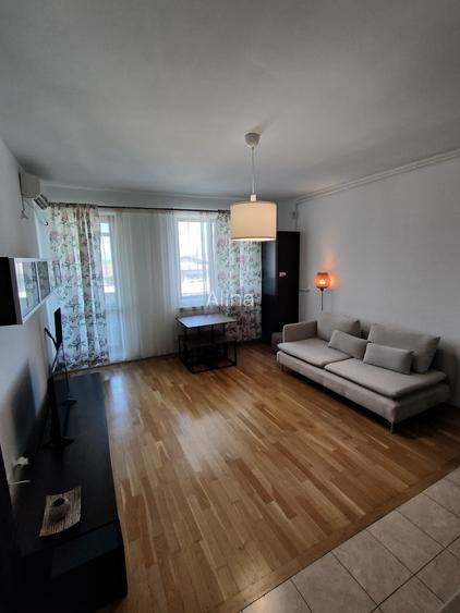 Apartament 2 camere/ Cartier Latin/ Centrala proprie/ Loc de parcare