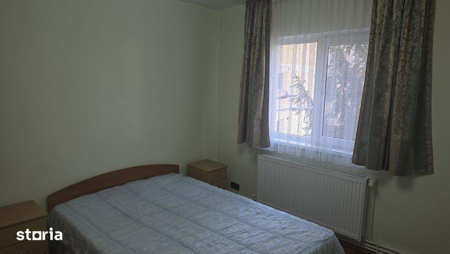 Apartament cu 2 camere decomandat în Liliacului