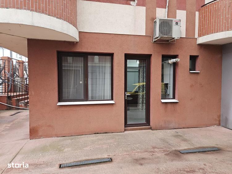 Spațiu comercial, de 25 mp, în Găvana