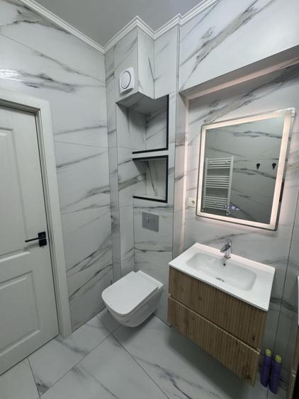 Apartament cu 2 camere decomandat, mobilat în Palazu Mare