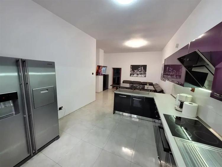 Apartament cu 2 camere semidecomandat în Apollo