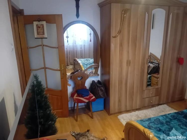 Apartament cu 2 camere decomandat în Precista