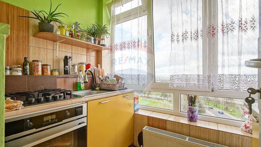 Apartament cu 3 camere decomandat, mobilat în Griviței