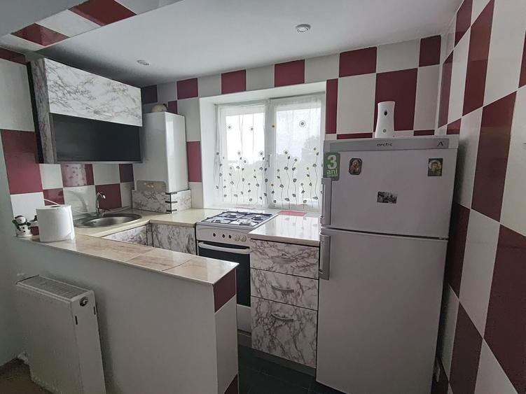 Apartament cu 2 camere decomandat în Ceardac