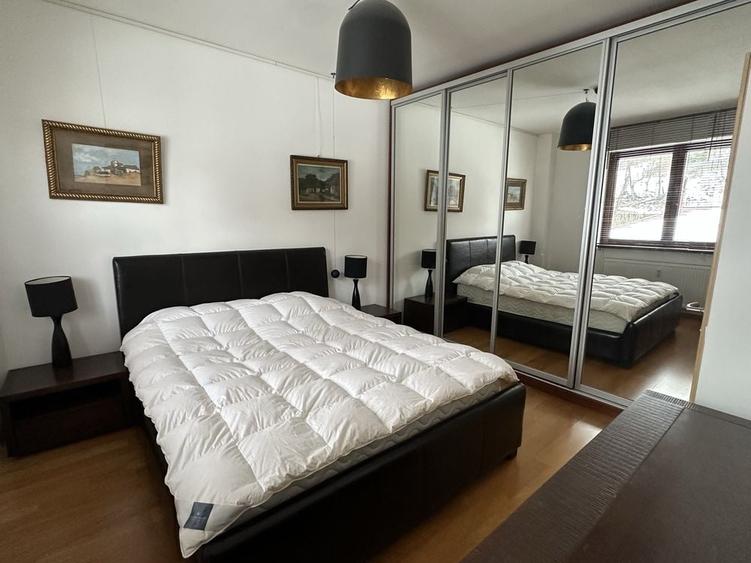 Apartament cu 3 camere decomandat în Clăbucet