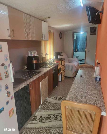 Casă cu 5 camere cu Teren 1200 Mp în Sohodol