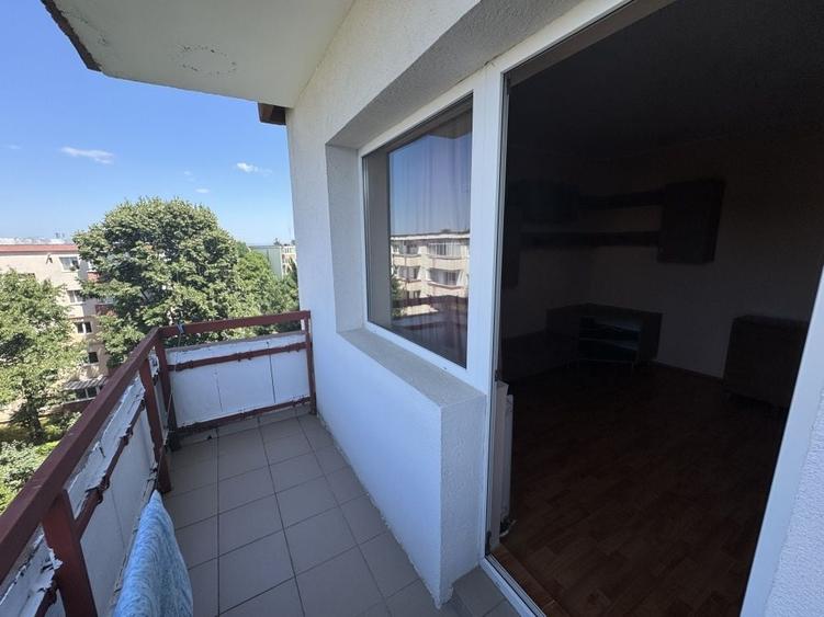 Apartament cu 2 camere decomandat în Dosu Bricii