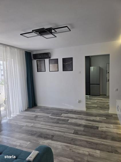Apartament cu 2 camere decomandat în Exterior Vest