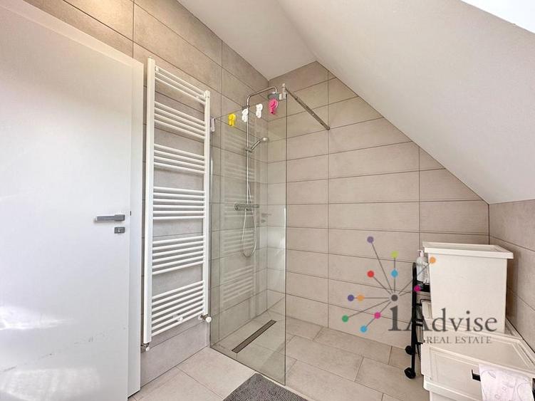Apartament cu 4 camere decomandat, mobilat în Brașovul Vechi