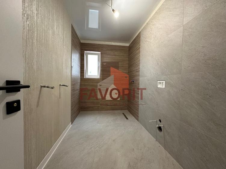 Duplex cu 4 camere cu Canalizare în Săcălaz