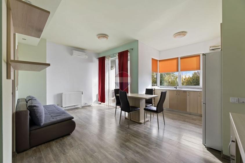 Apartament cu 3 camere decomandat, mobilat în UTA
