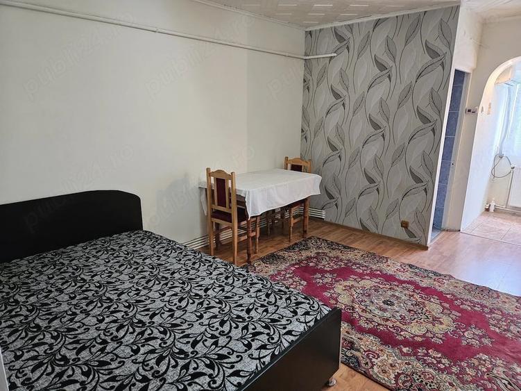 Garsonieră semidecomandată în Zahana