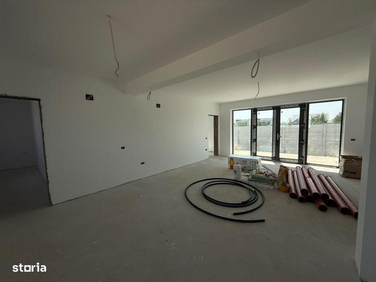 Casa individuala pe parter 4 camere Comision 0 - 15