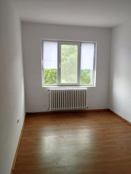 Apartament cu 2 camere decomandat în Frumoasa