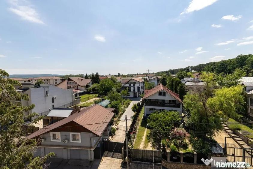 Apartament cu 3 camere decomandat în Găvana