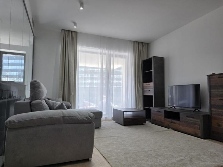 Apartament cu 2 camere decomandat în Aviației