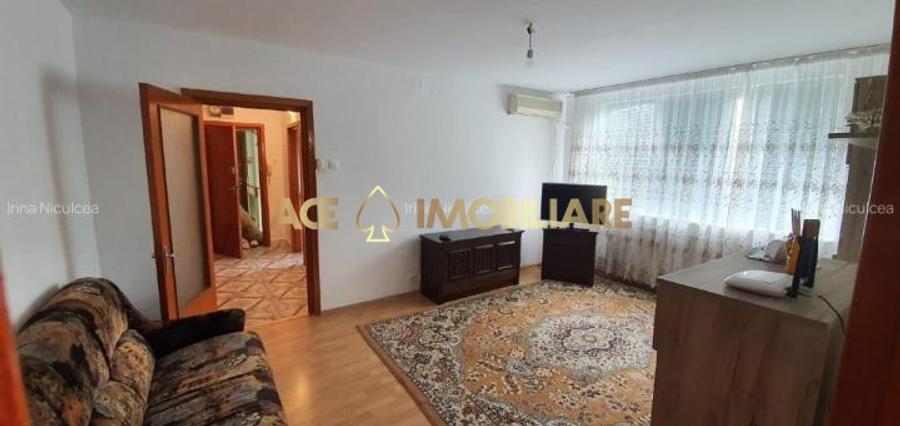 Apartament cu 3 camere semidecomandat, mobilat în Titan