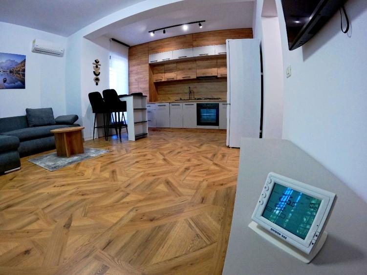 Apartament cu 2 camere decomandat, mobilat în Dumbrăvița