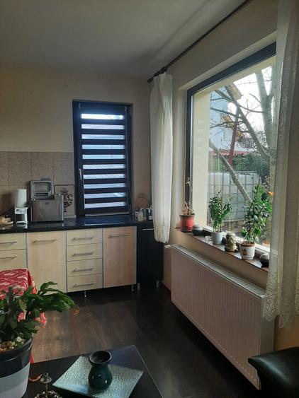 Casă cu 4 camere în Exterior Vest
