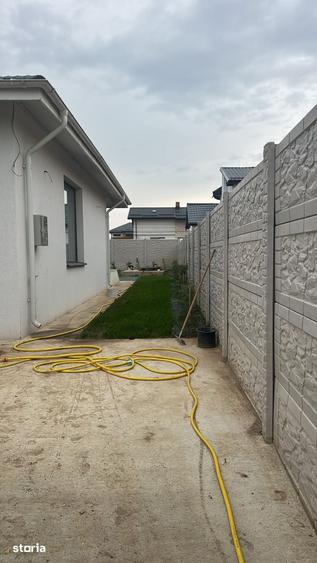 Casă cu 4 camere cu Teren 402 Mp în Berceni