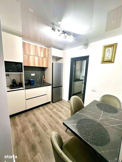 Poarta 6, apartament decomandat cu 3 camere - 8