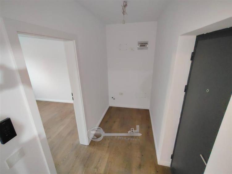 Apartament cu 2 camere decomandat în Galata