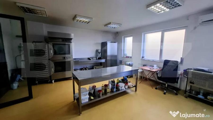 Spațiu comercial, de 120 mp, în Florești