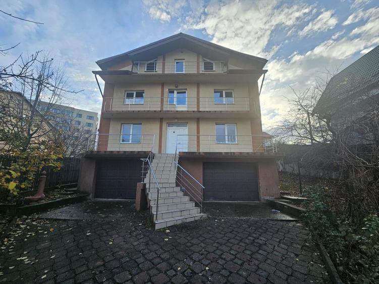 Casă individuală cu 6 camere cu Canalizare în Prundu