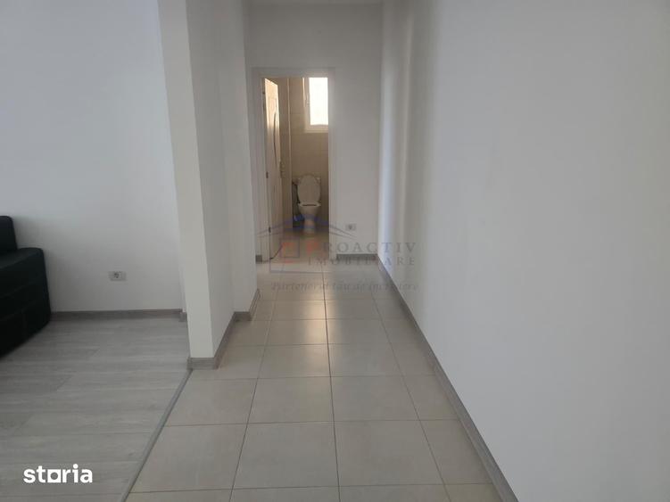 Apartament cu 2 camere semidecomandat, mobilat în Obcini