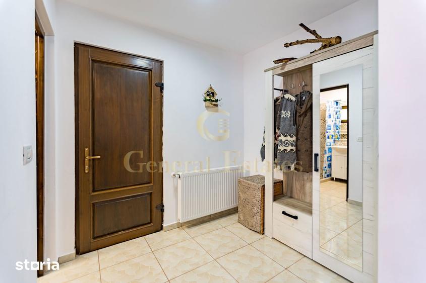 Casă cu 4 camere cu Teren 4160 Mp în Moieciu