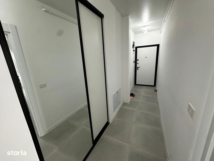 Apartament cu 3 camere decomandat, mobilat în Berceni