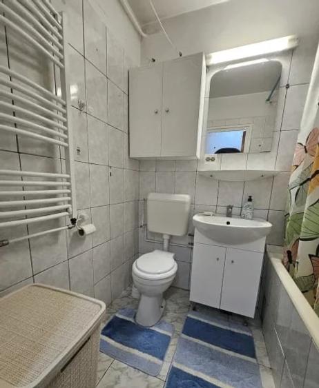 Apartament cu 2 camere decomandat, mobilat în Giurgiului