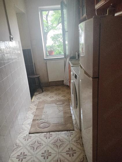 Apartament cu 2 camere decomandat în Lelești