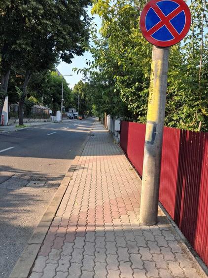 Casă cu 4 camere în Exterior Vest