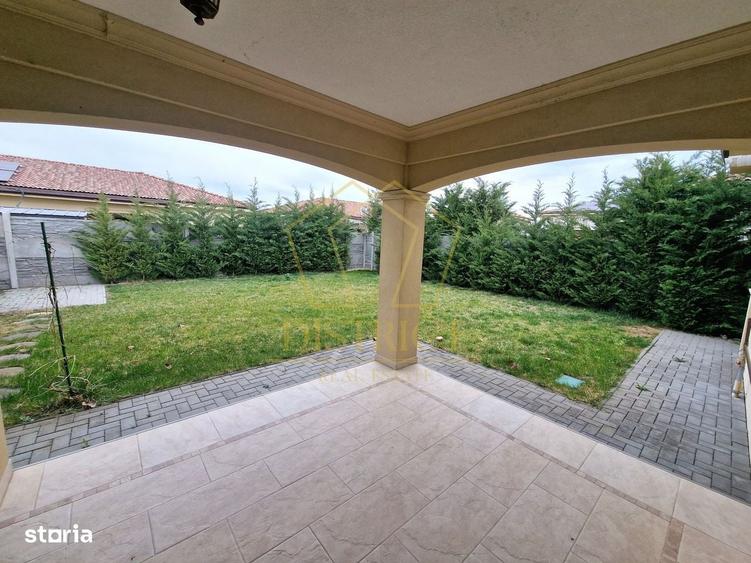 Casă cu 4 camere în Urseni