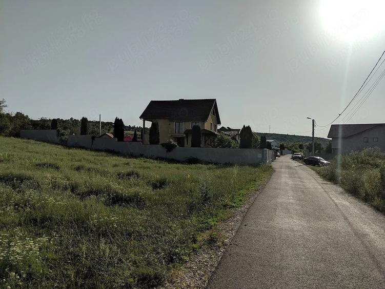 Teren de 10000 mp, în Sântuhalm