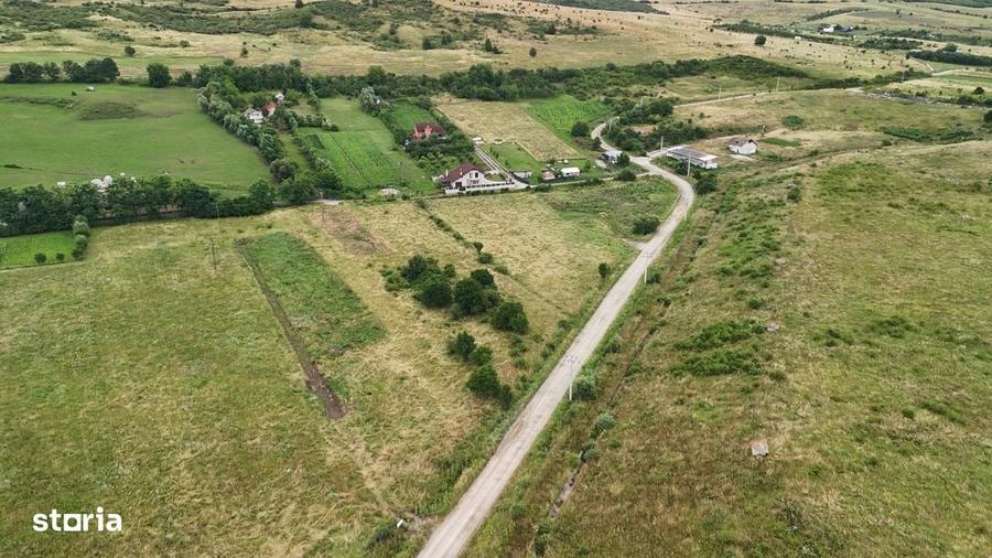 Teren intravilan , zona Zavoaie - 10