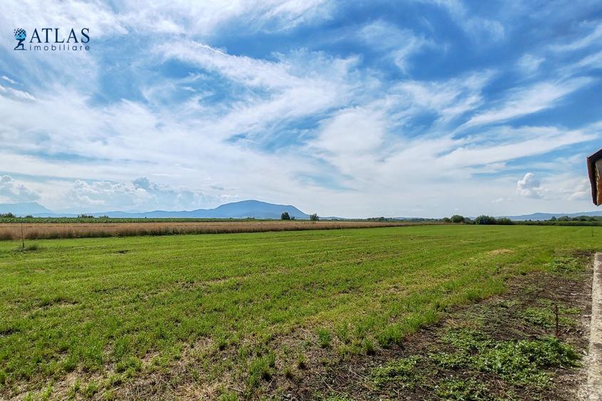 Teren Construcții intravilan de 500 mp, în Stupini