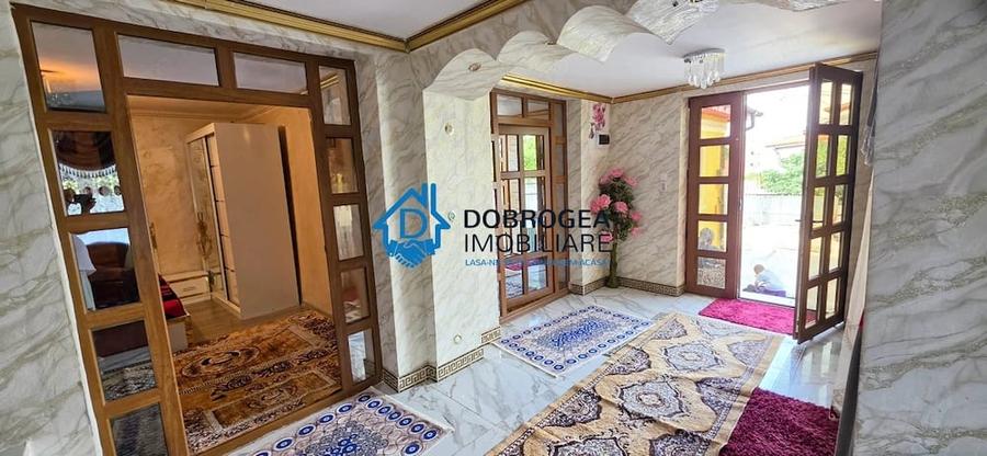 Casă cu 4 camere cu Teren 228 Mp în Păcii